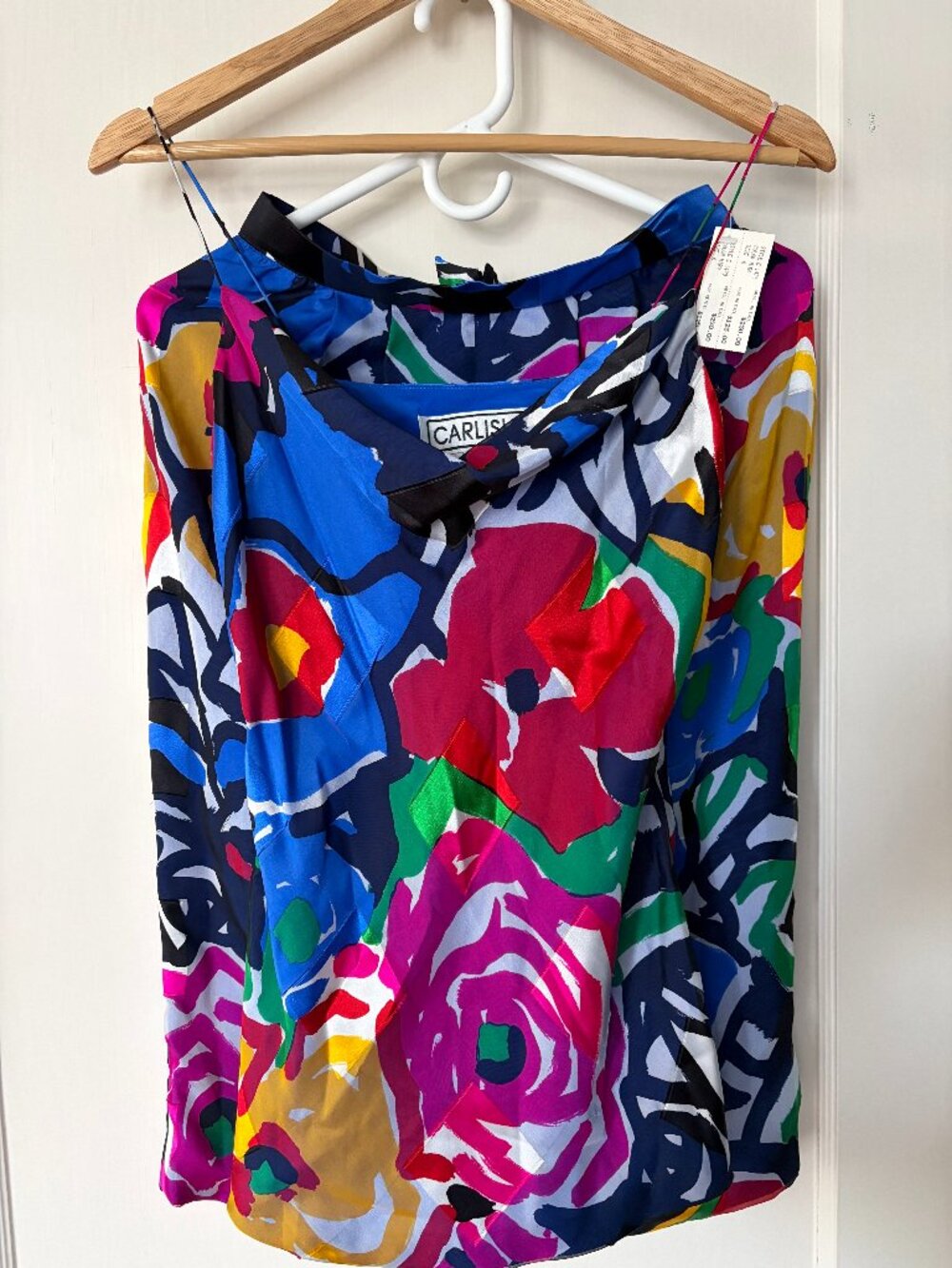 Vintage Carlisle Brand 100% silk women's two piece NWT blouse and skirt size 6